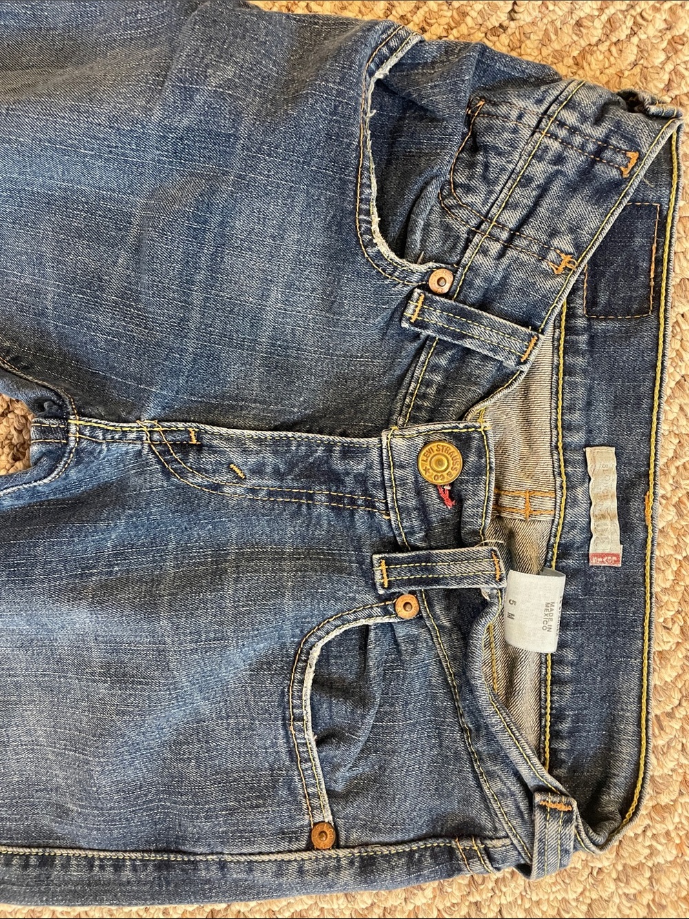 Y2K Levi’s 504 Slouch Skinny Jeans - dark blue, great condition, size 5